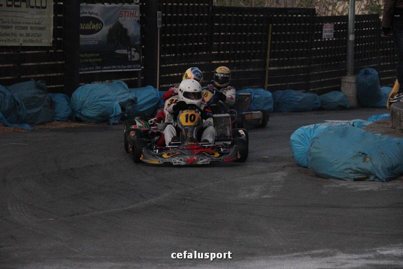 111120 sport2 419_tn.jpg